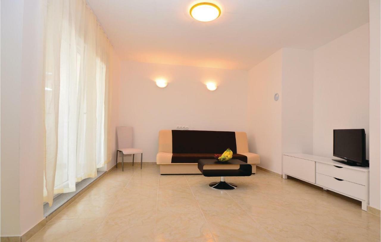 נין Apartment Mlasina-4 By Interhome מראה חיצוני תמונה